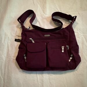 Baggallini Burgundy Everywhere Bagg